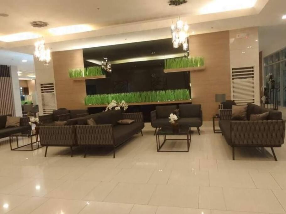 Grass Residences Sm North Edsa And Trinoma Quezon City Zewnętrze zdjęcie