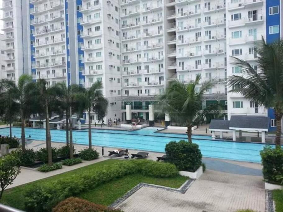 Grass Residences Sm North Edsa And Trinoma Quezon City Zewnętrze zdjęcie